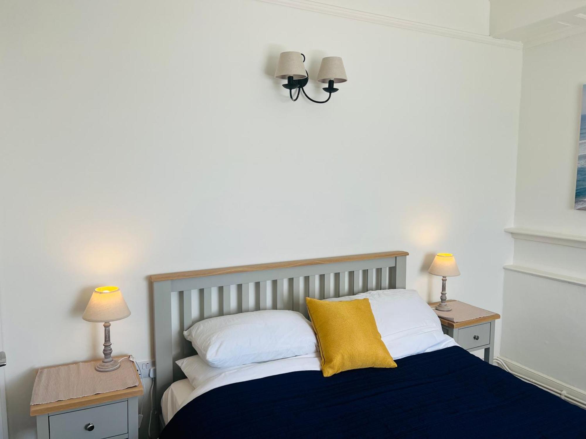 Ferienwohnung High Tides Lyme Regis Exterior foto